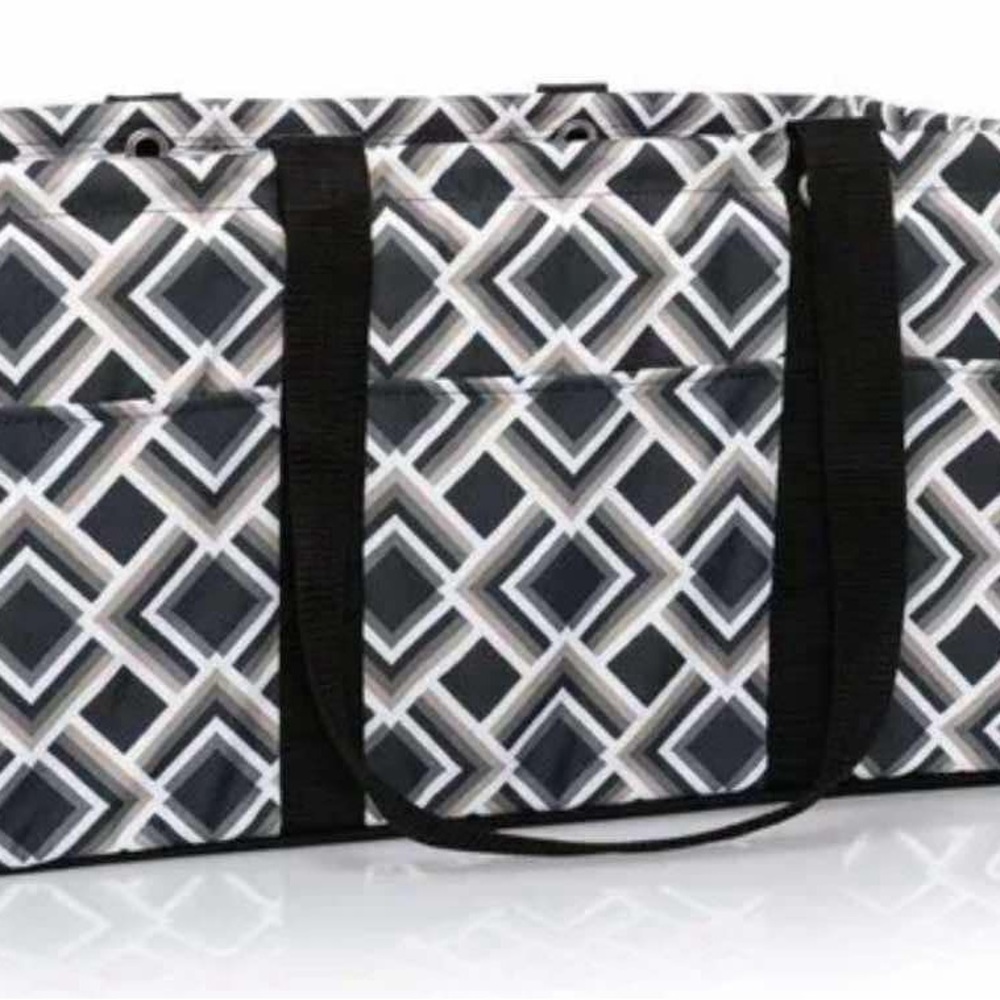 Thirty-one Black and White Tote Bag with Geometric Design. Pattern Deco Diamond